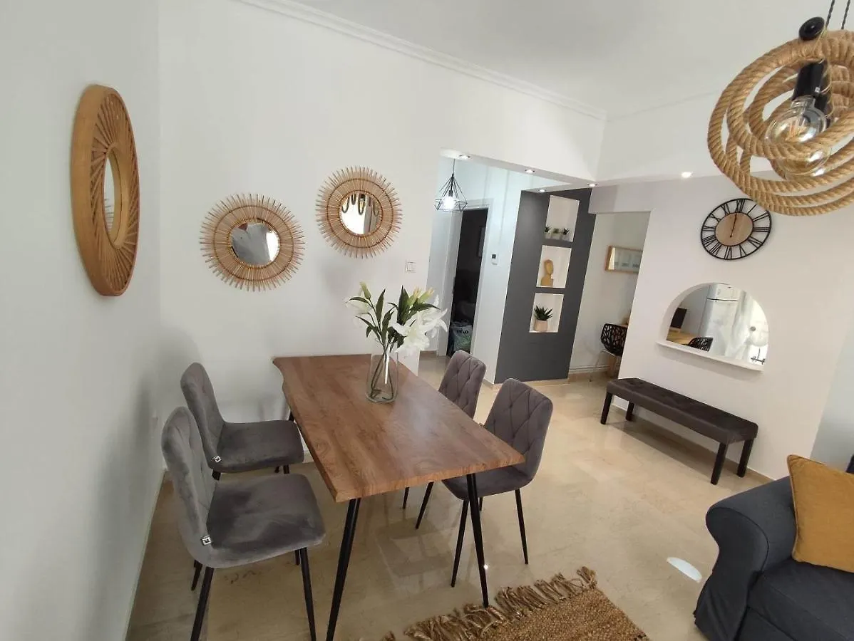 Haris Modern Apt. Near The Sea Thessaloniki 0*,  Greece